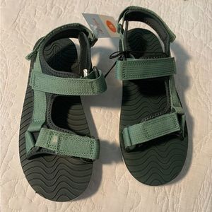 NWT boys green sandals from Cat &Jack size 3y